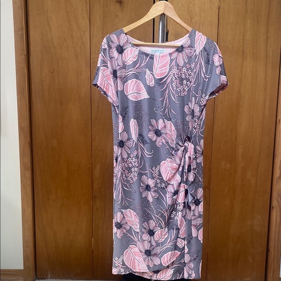 Robbie Bee Gray and Pink Floral Dress NWOT Size Large - Picture 1 of 10